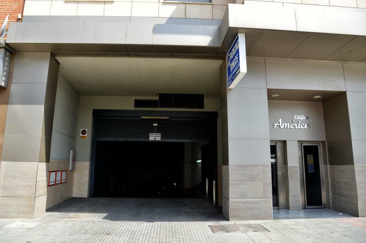 Wonderstays Apartamentos La Estacion Málaga Exterior foto